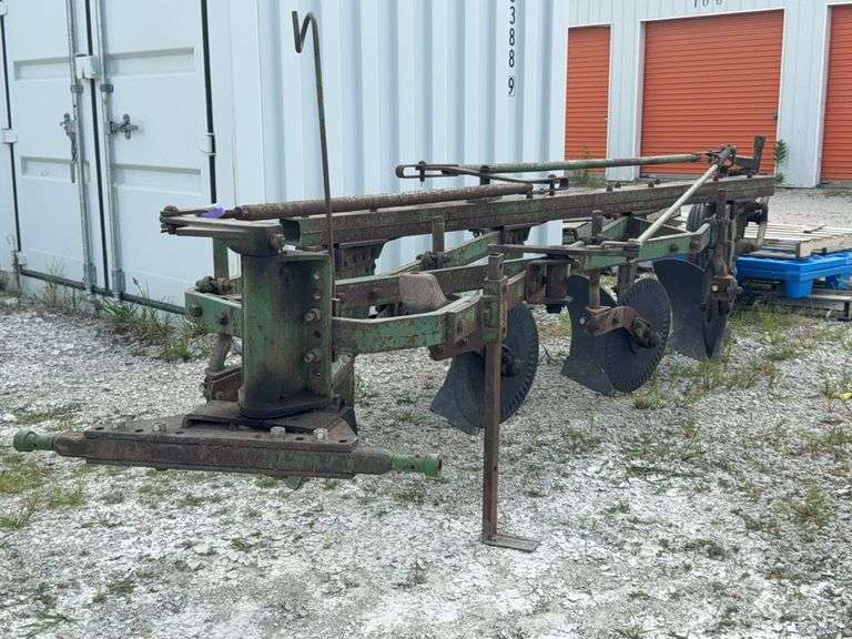 John Deere 4 Bottom Plow image