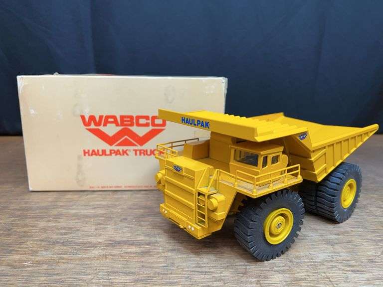 1/50 Wabco Haulpak Truck NIB Conrad image