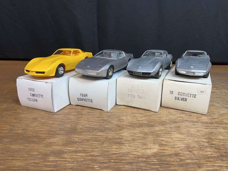 (4) Corvette Cars NIB image