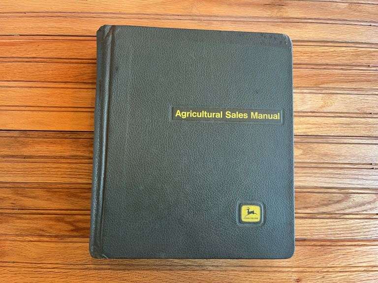 1968 John Deere Agricultural Sales Manual image