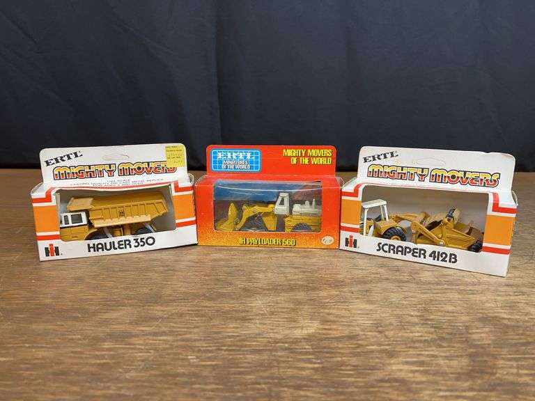 (3) 1/64 IH Construction Equipment NIB Ertl image