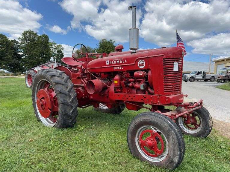 Farmall Super MD image