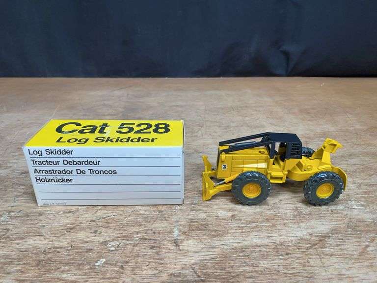 1/50 Caterpillar 528 Skidder NIB NZG image