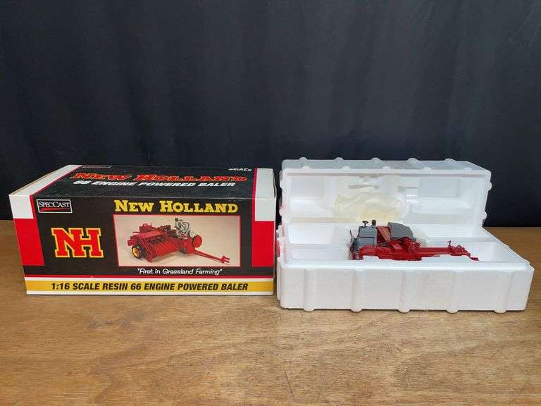 1/16 New Holland 66 Baler NIB SC image