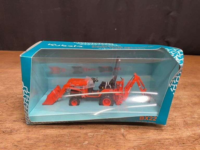 1/24 Kuboto BX22 NIB image