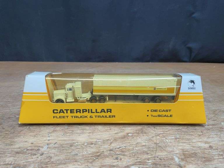 1/128 Caterpillar Semi NIB Shinsei image