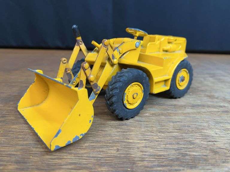 1/24 Caterpillar Wheel Loader Ertl image