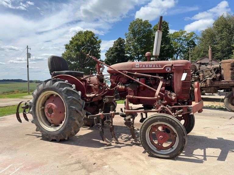 Farmall Super A image