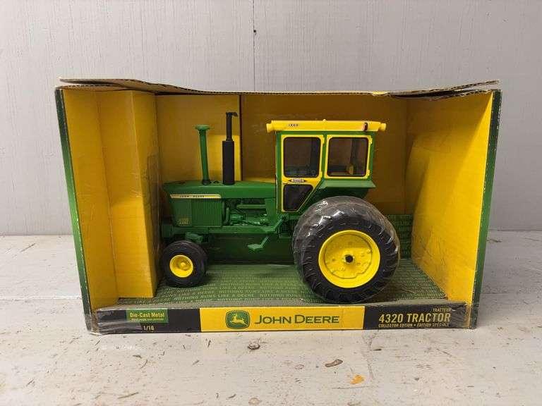 1/16 John Deere 4320 Ertl image