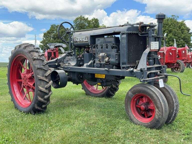1927 Farmall Regular image
