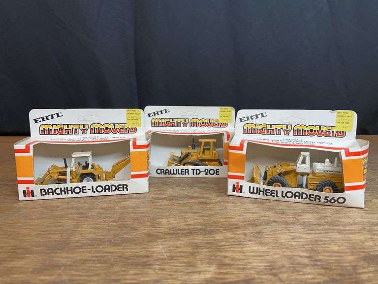 (3) 1/64 IH Construction Equipment NIB Ertl image