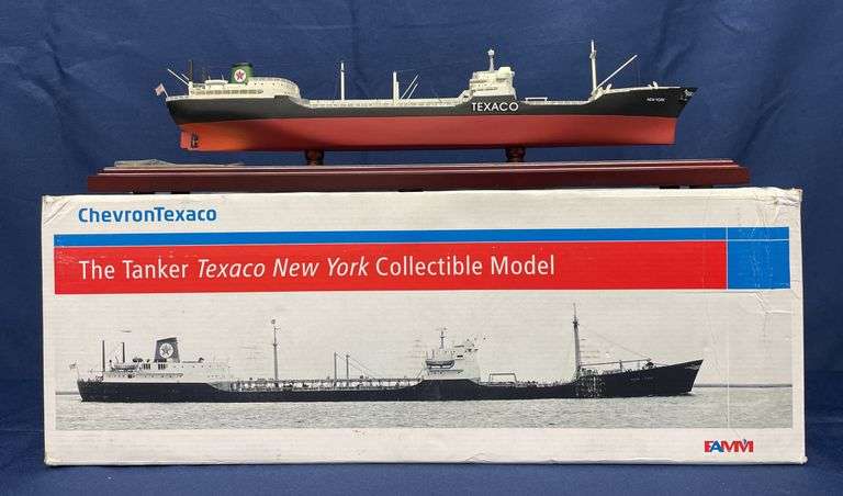 Texaco New York Tanker 2002 Fuel and Marine Marketing Chronicles Unlimited Model image