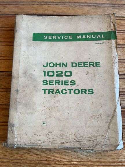 John Deere 1020 Tractor Service Manual image