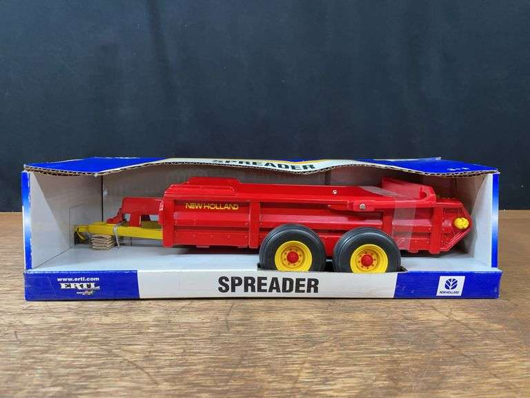 1/16 New Holland Spreader NIB Ertl image