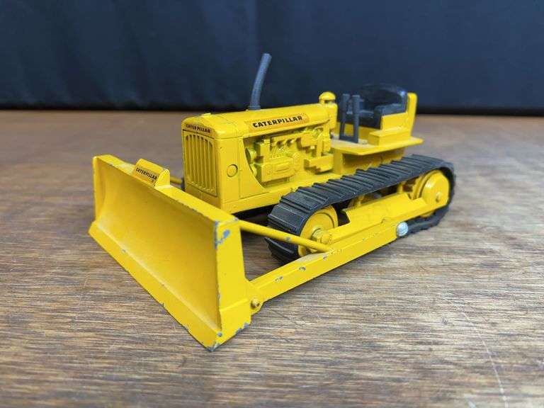 1/24 Caterpillar D6 Crawler Eska image