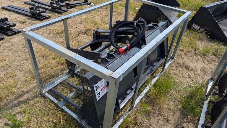 Wolverine Skid Steer Grapple Bucket - MFG-13-63W image