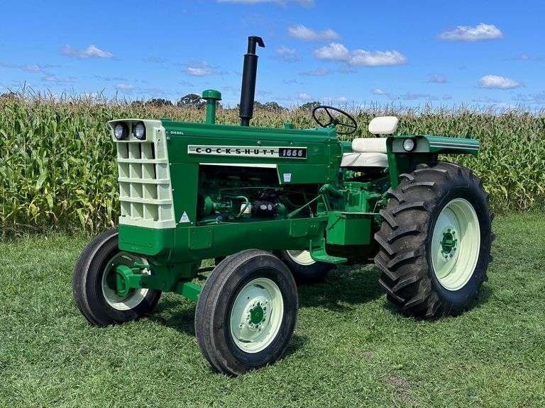 Cockshutt 1555 Rowcrop Diesel  “Vietnam” Tractor image