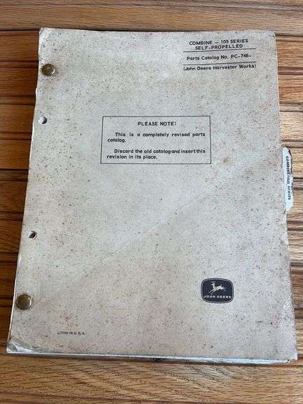 John Deere 105 Combine Parts Catalog image