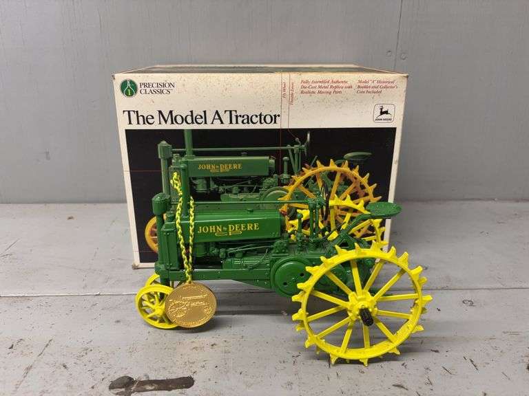1/16 John Deere Model A Precision Ertl image