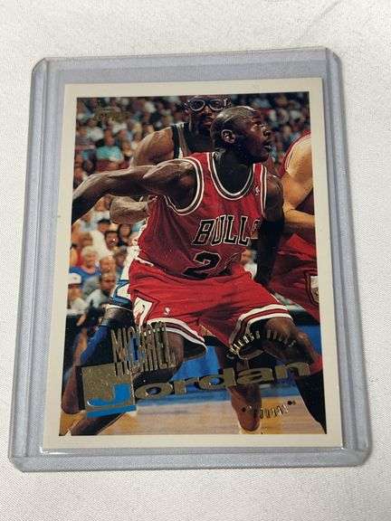 1995 Topps #277 Michael Jordan image