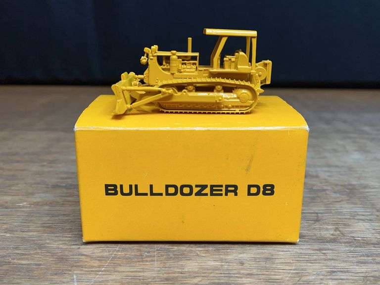 1/87 Caterpillar D8 Crawler NIB Ajin image