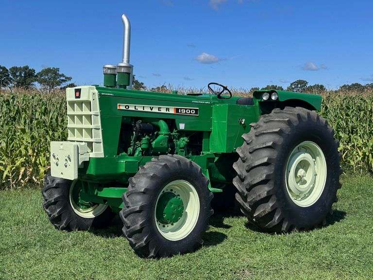 Oliver 1900 GM Diesel MFWA image