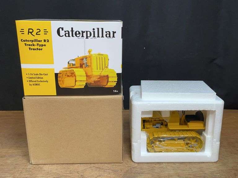 1/16 Caterpillar R2 Crawler NIB SC image