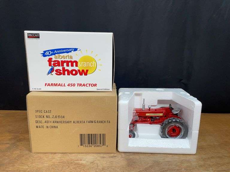 1/16 Farmall 450 2006 Alberta NIB SC image