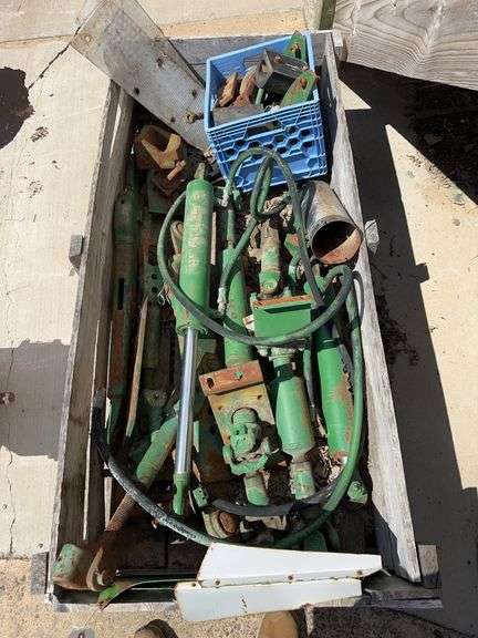 A4T 1600 Full 3 Point, Drive Shaft, Sway Blocks etc image