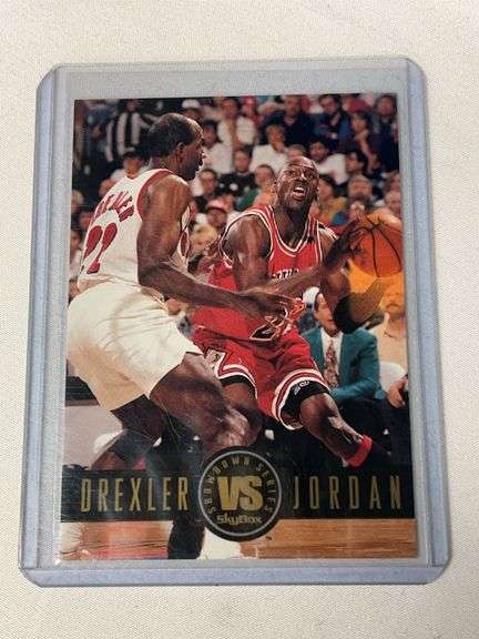 1994 Skybox Michael Jordan Vs Drexler Center Stage INSERT image