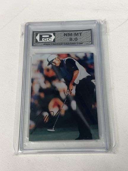 1997 Sports Weekly Magazine #12 Tiger Woods ROOKIE Premier Grading 8 image