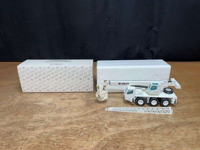 1/50 Krupp KMK 3035 Crane NIB NZG image