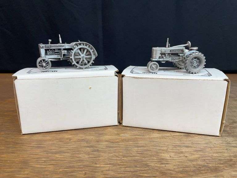 (2) 1/43 Farmall 450 + McCormick WD-9 Pewter NIB SC image