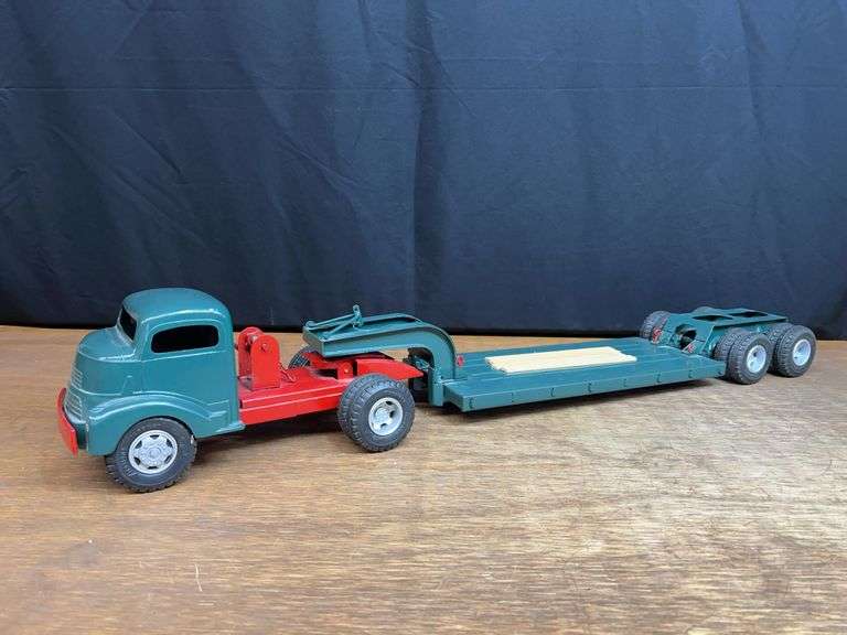 1/16 GMC Cabover w/Lowboy Smith Miller image