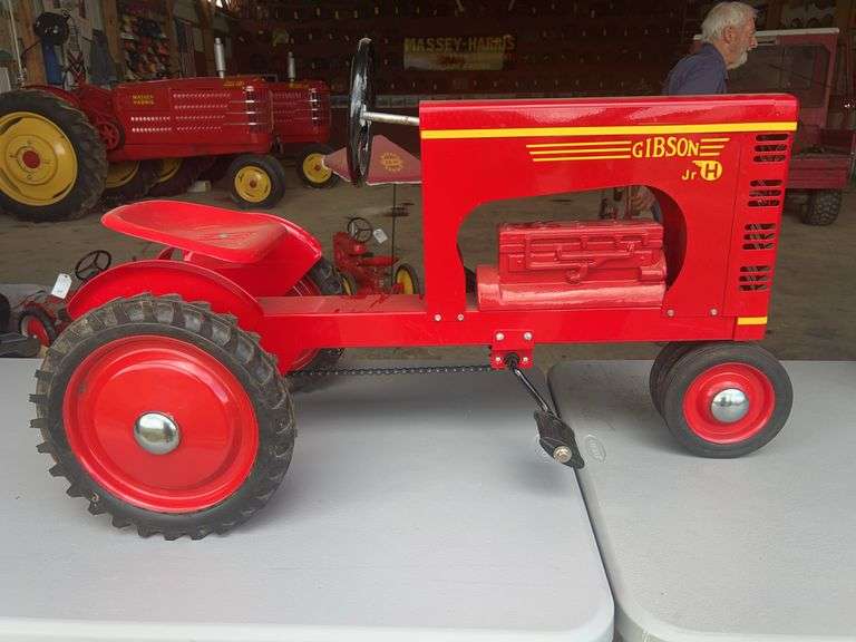 Gibson Jr. H Custom Pedal Tractor image