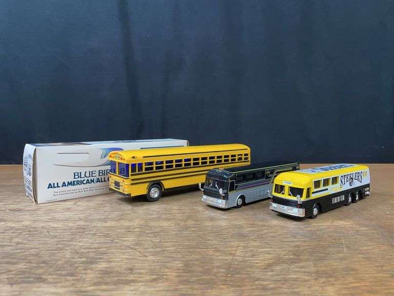 (3) Buses image