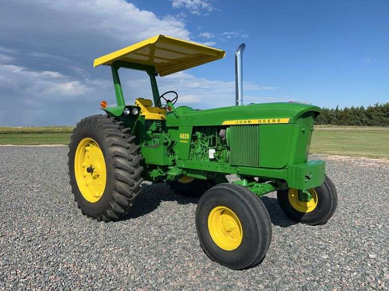 1971 John Deere 4020 Diesel Side Console Powershift Row Crop image