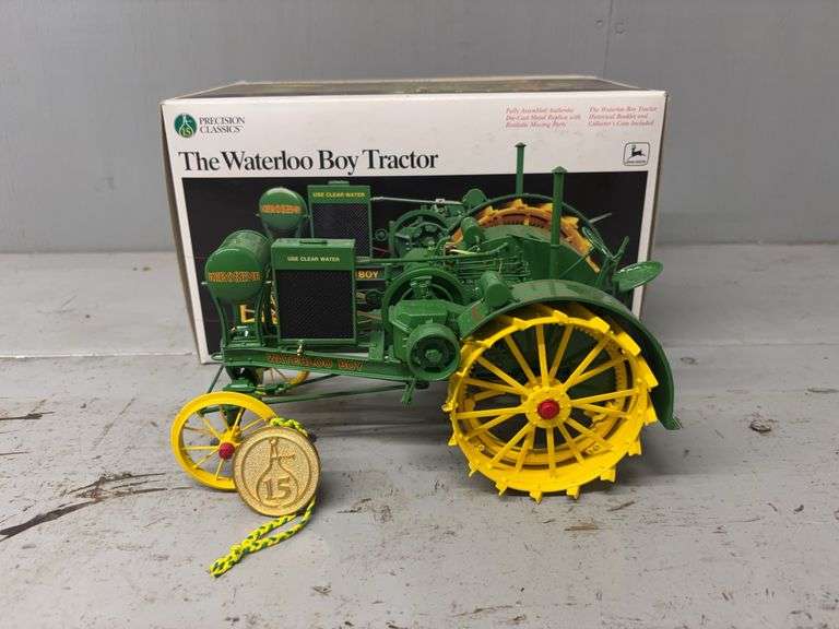 1/16 Waterloo Boy Precision Ertl image