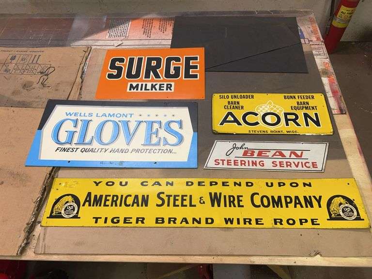 (5) Single Sided Signs image