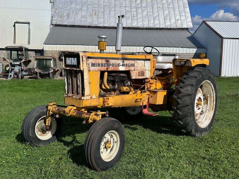 Minneapolis Moline G550 gas image