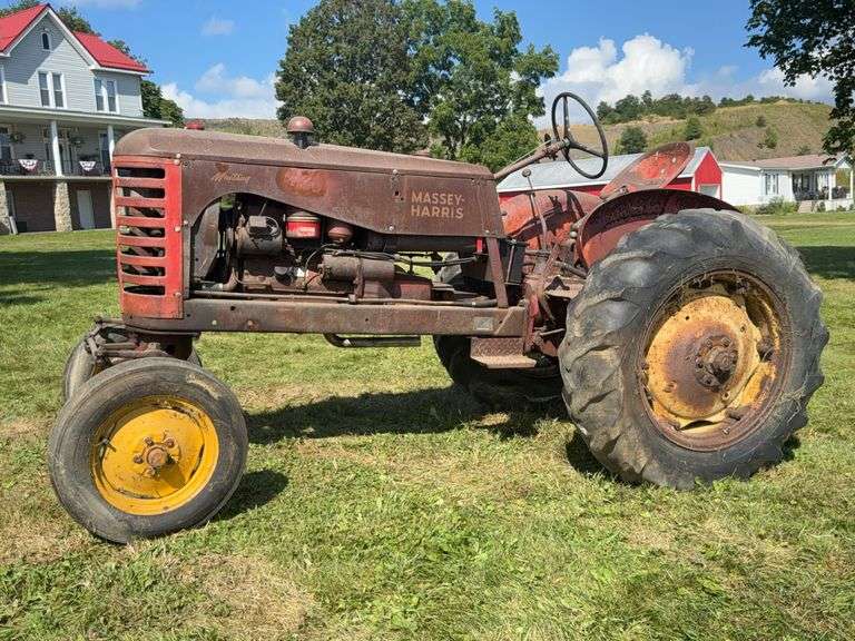 Massey Harris Mustang image