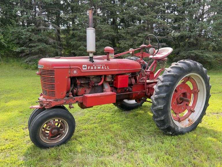 1947 Farmall H image