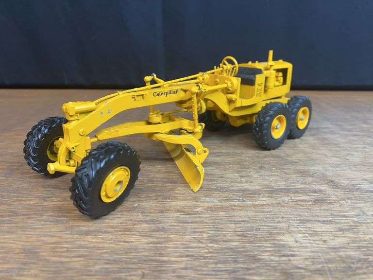 1/24 Caterpillar No. 12 Motor Grader Reuhl image