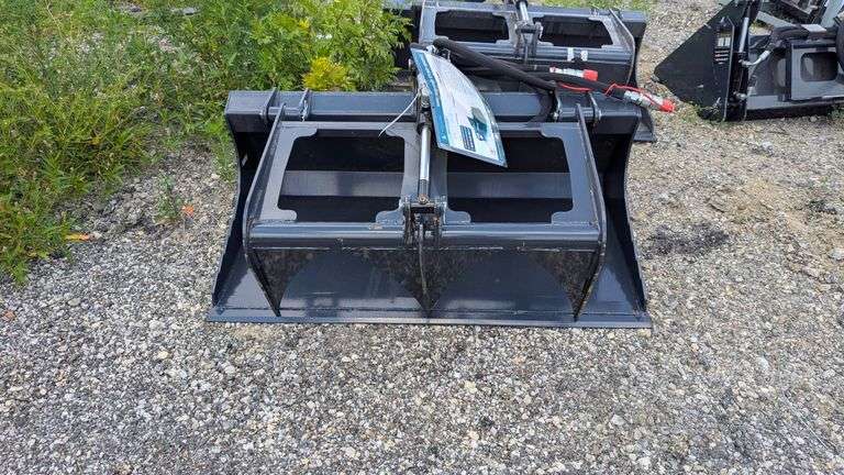 (1) Wolverine 44"  Mini Skid Steer Stump Grapple - MSG-11-44W image