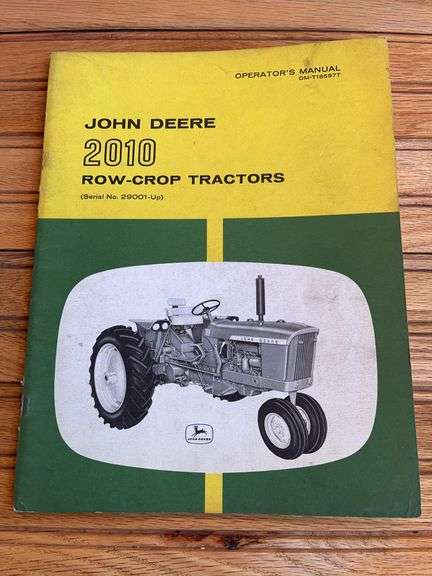 John Deere 2010 Tractor Operator's Manual image