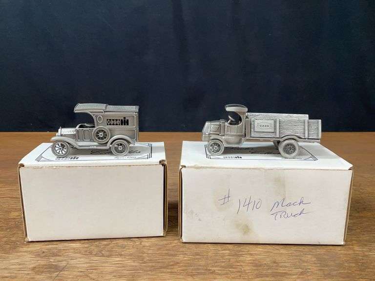 (2) 1/43 Case + Case-IH Trucks Pewter NIB SC image
