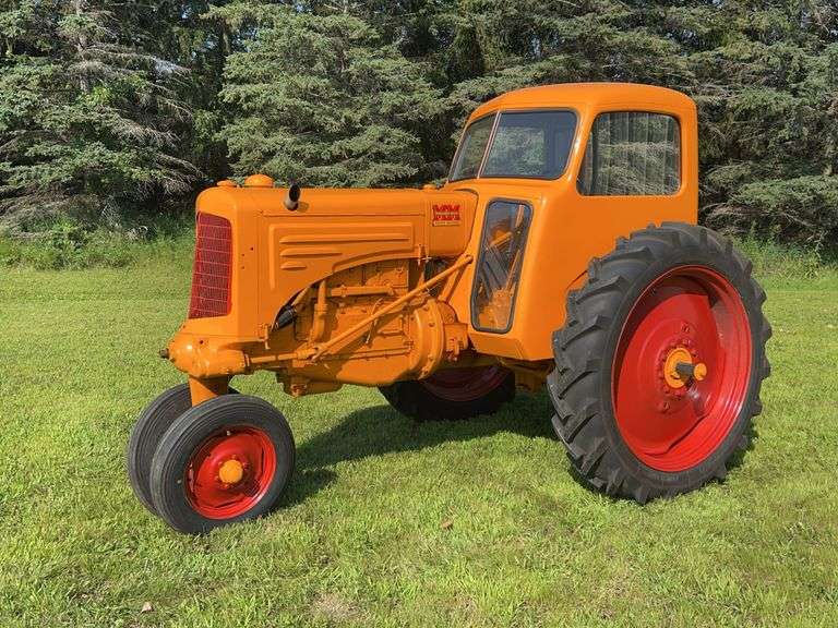1940 Minneapolis Moline RTU with Factory Cab image