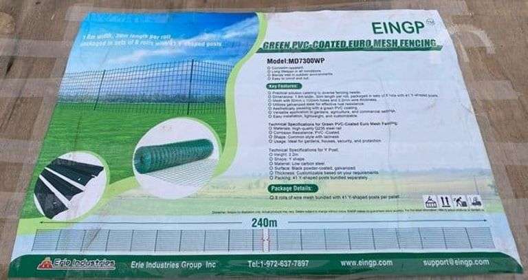 Green PVC-Coated Mesh Fencing image