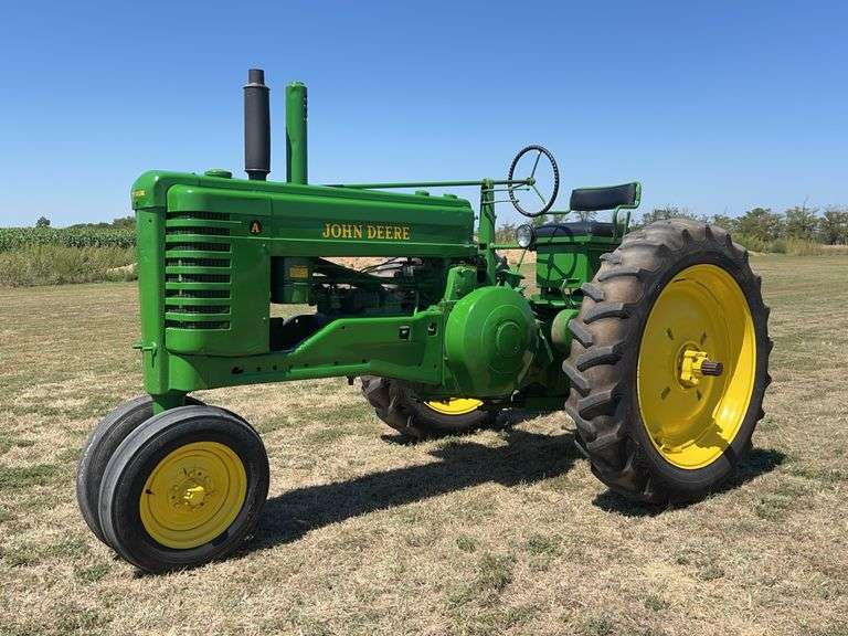 1948 John Deere Late Styled Model A image