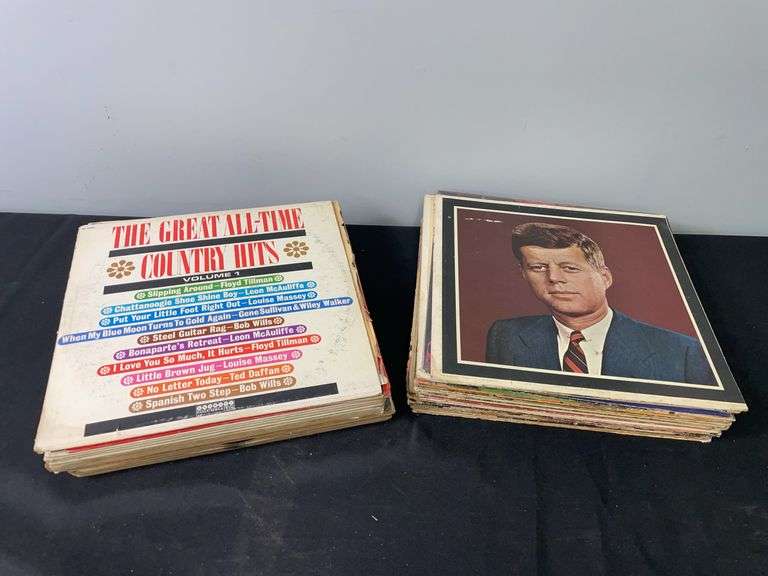 Large Lot of Vinyl Records image